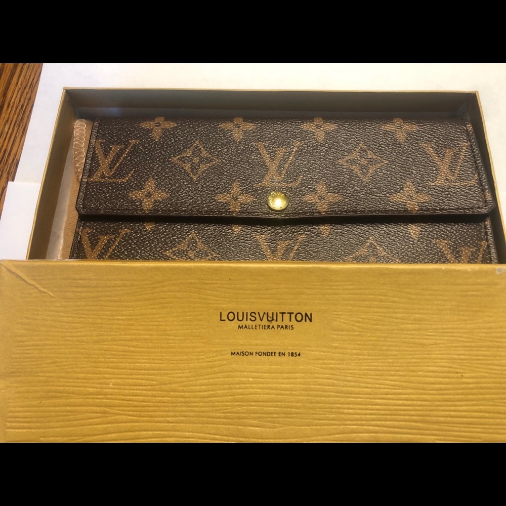 Louis Vuitton wallet